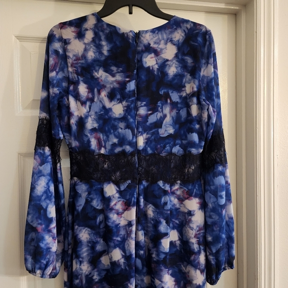 Badgely Mischka Deep V Maxi Dress- 6 - Picture 11 of 16